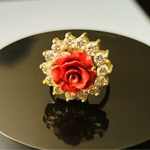 Pure hand made silver ring.